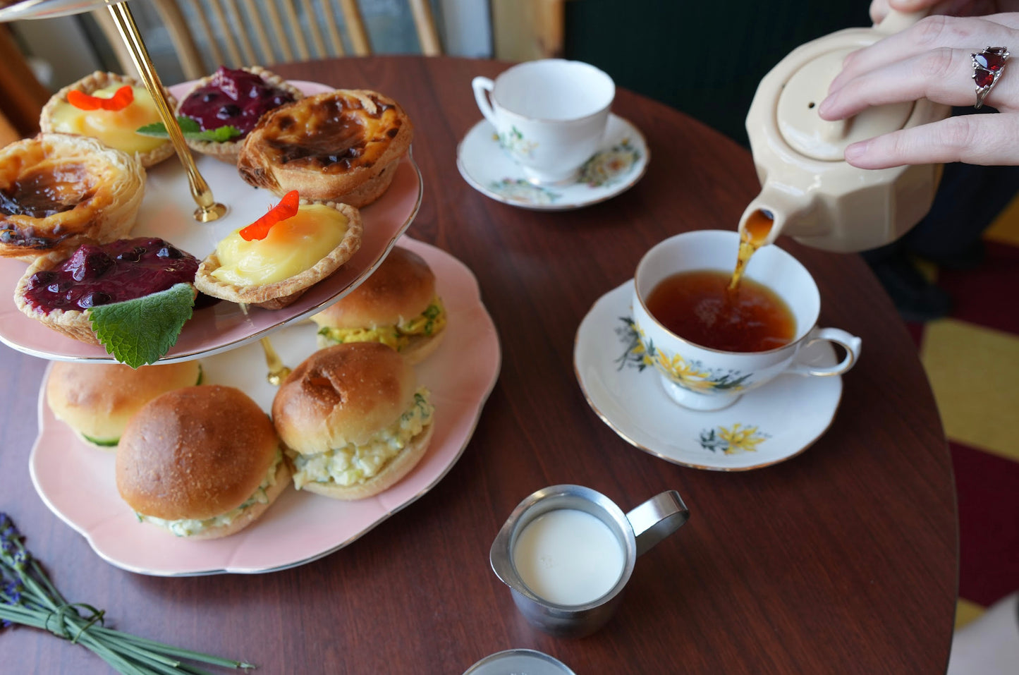 Afternoon tea reservations (per person)