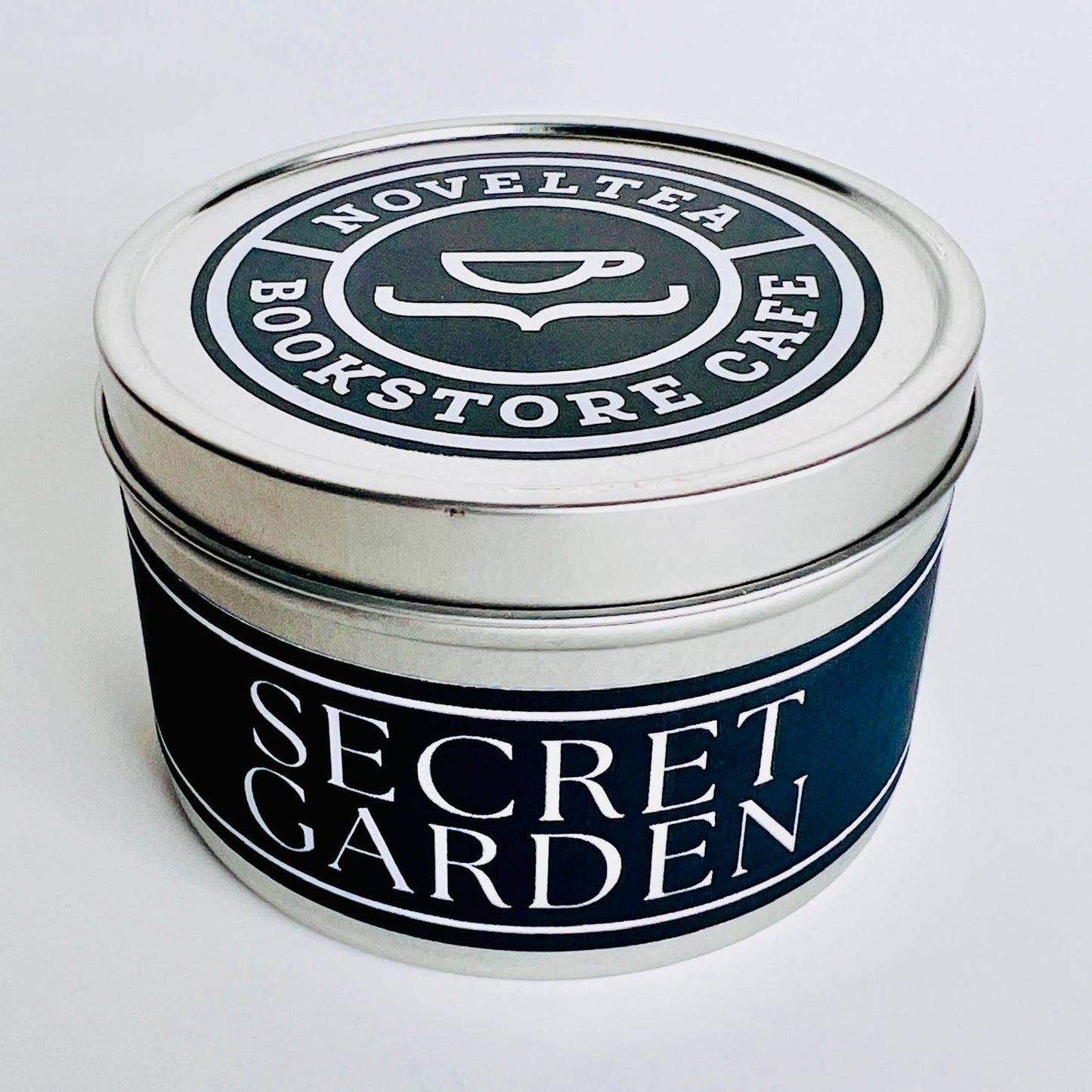 Secret Garden Candle - Violets, Carnation & Hydrangeas